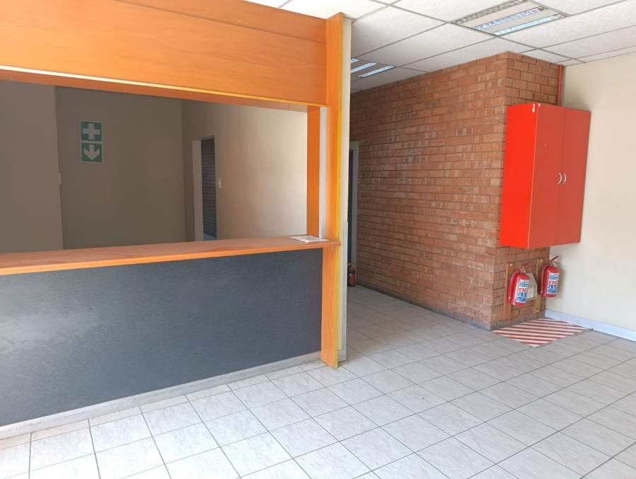 To Let commercial Property for Rent in Oos Einde Free State